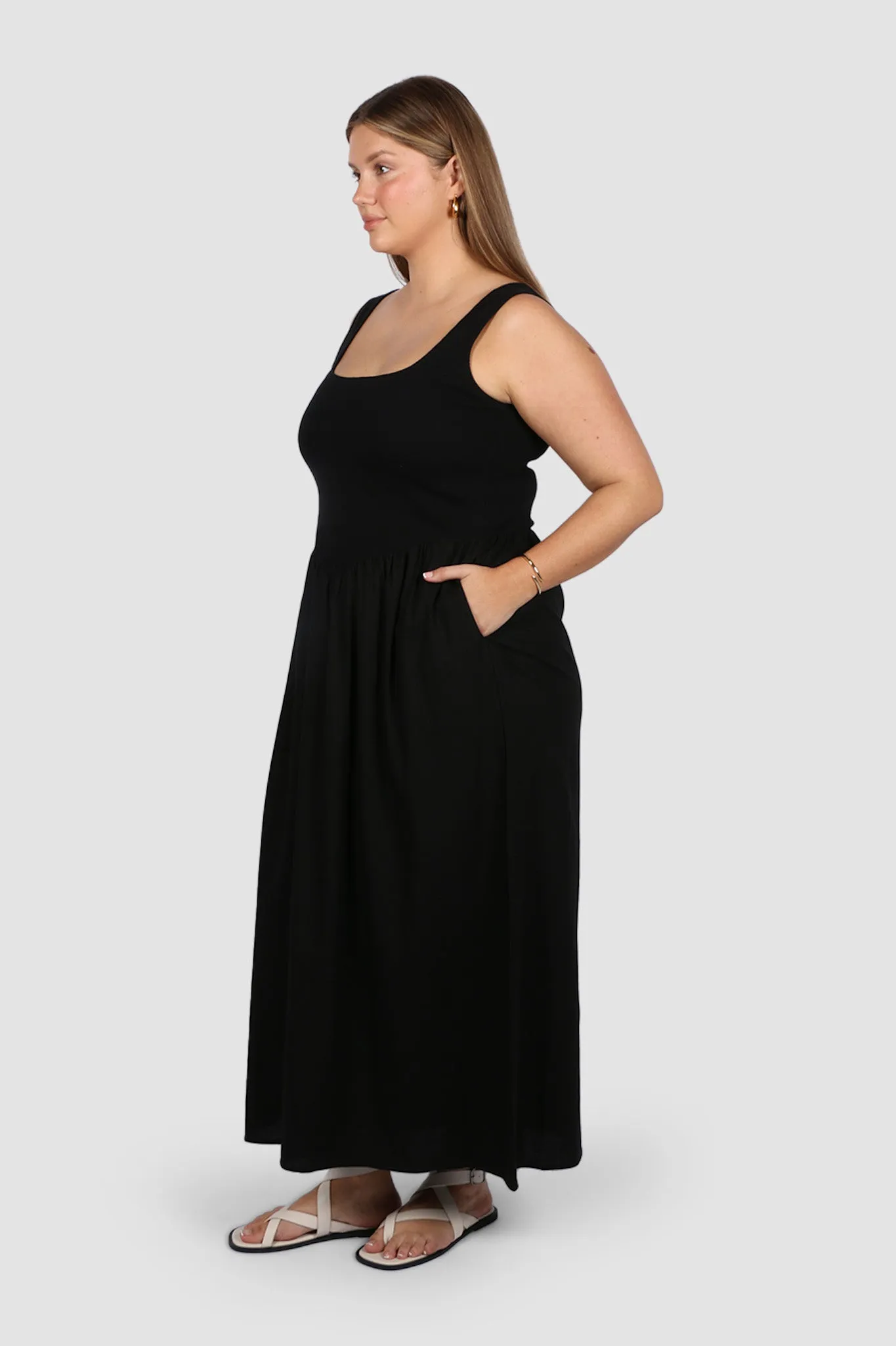 MYRA DRESS BLACK