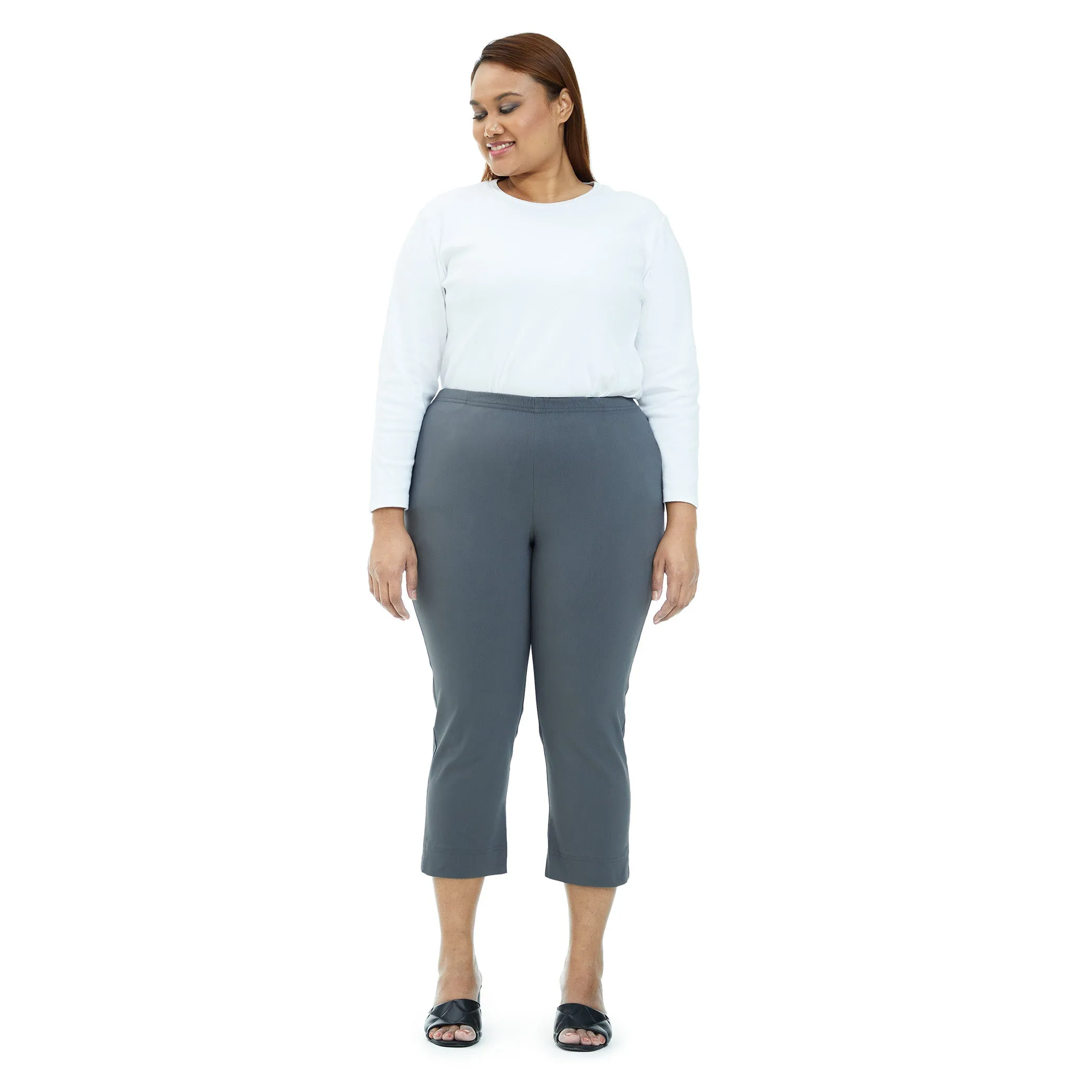 Signature Ultra-Stretch Cropped Pants