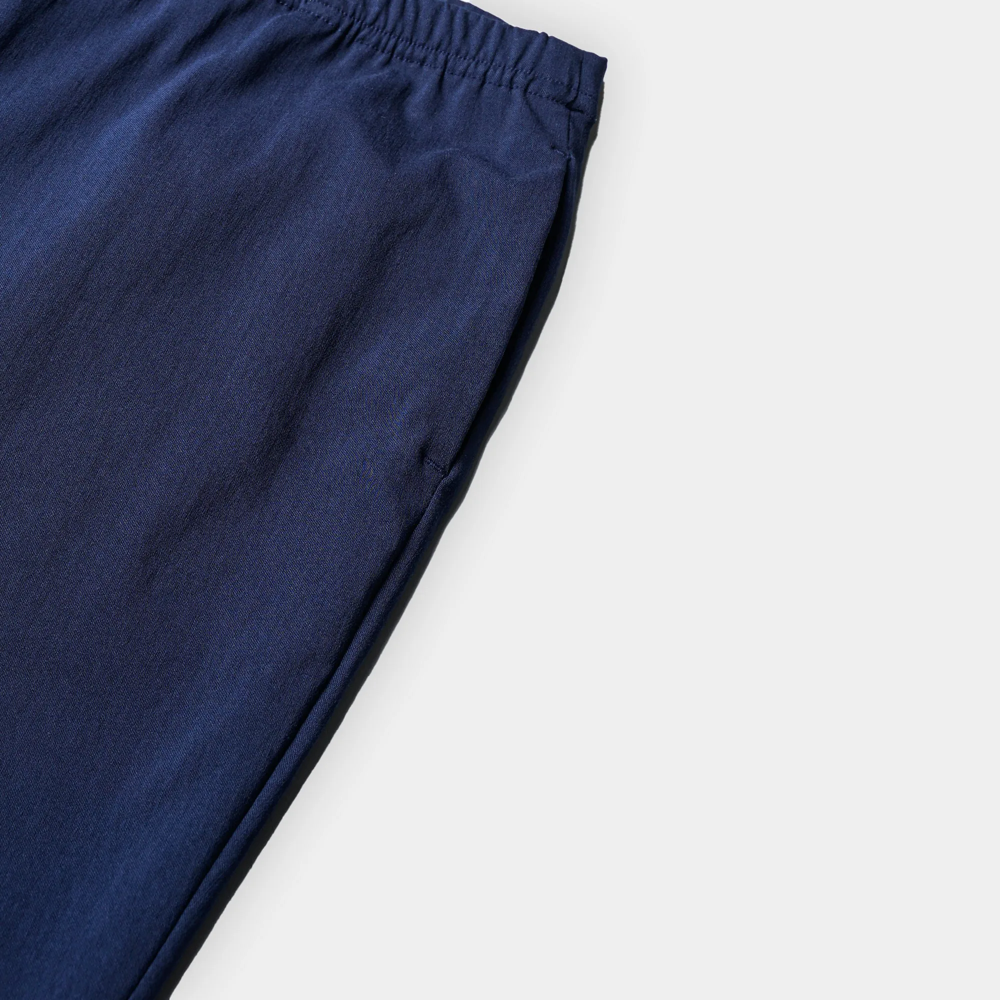 Signature Ultra-Stretch Cropped Pants