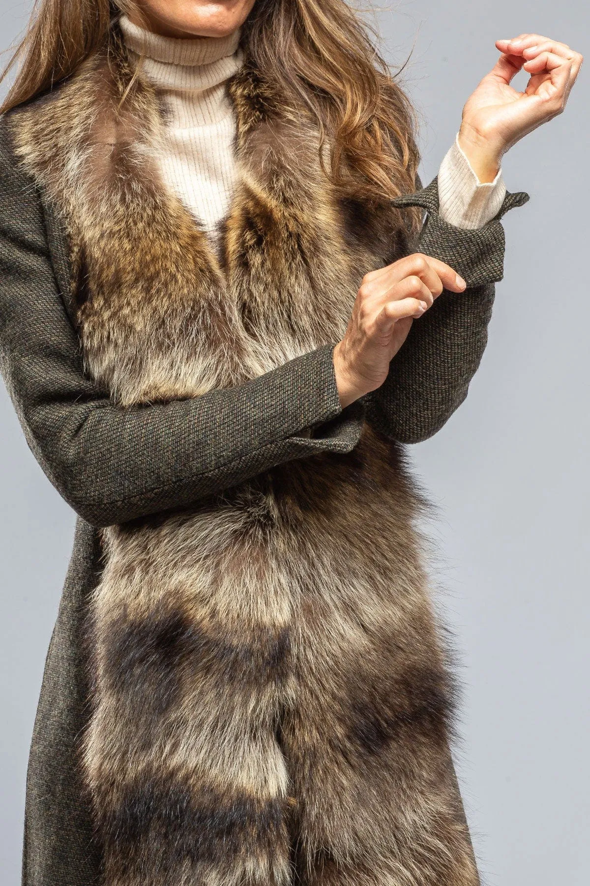 St. Petersburg Long Fur Trimmed Coat In Tweed